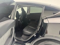 Tesla Model Y Rear-Wheel Drive - ფოტო 4