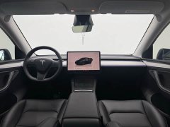 Tesla Model Y Rear-Wheel Drive - ფოტო 5
