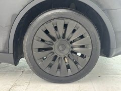 Tesla Model Y Rear-Wheel Drive - ფოტო 6