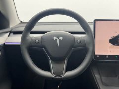 Tesla Model Y Rear-Wheel Drive - ფოტო 7