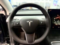 Tesla Model Y Rear-Wheel Drive - ფოტო 13