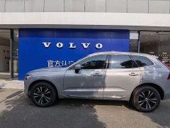 Volvo XC60 B5 AWD Smart Luxury Edition - ფოტო 4