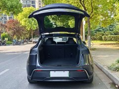 Tesla Model Y Rear-Wheel Drive Launch Edition - ფოტო 14
