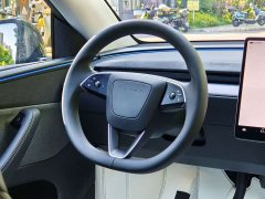 Tesla Model Y Rear-Wheel Drive Launch Edition - ფოტო 5