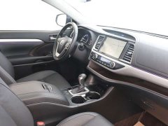 Toyota Highlander 2021 2.0T AWD Luxury 7-Seater - ფოტო 13
