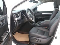 Toyota Highlander 2021 2.0T AWD Luxury 7-Seater - ფოტო 4