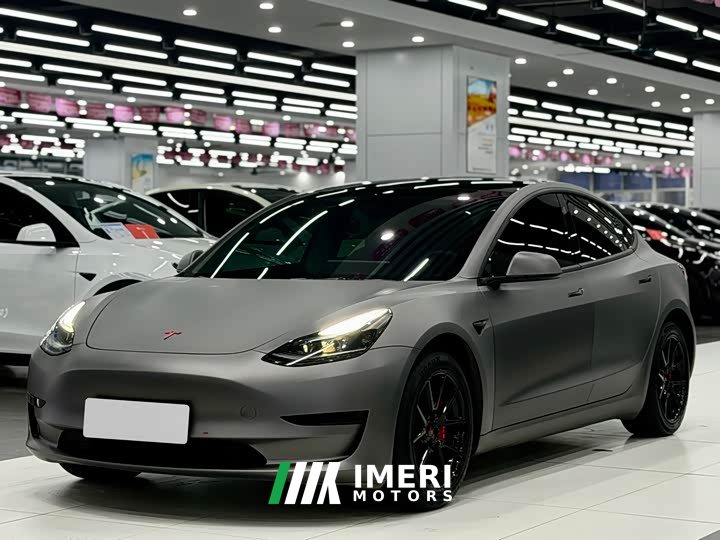Tesla Model 3 Rear-Wheel Drive
