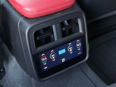 Porsche Taycan - ფოტო 14