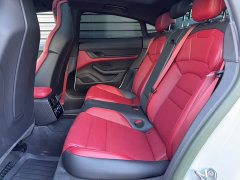 Porsche Taycan - ფოტო 9