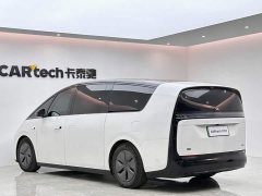 Li Auto Li Xiang MEGA 2024 Ultra - ფოტო 3