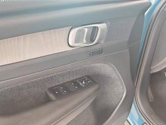 Volvo XC40 B3 Smart Remote Luxury Edition - ფოტო 10
