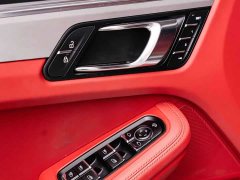 Porsche 2020 Porsche Macan Turbo 2.9T - ფოტო 18