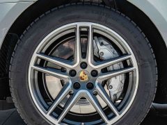 Porsche 2020 Porsche Macan Turbo 2.9T - ფოტო 7