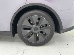 Tesla Model Y Rear-Wheel Drive - ფოტო 16