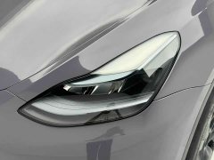 Tesla Model Y Rear-Wheel Drive - ფოტო 8