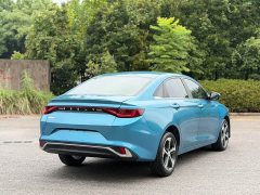 Geely Emgrand L 1.4T CVT Luxury - ფოტო 4