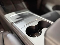 Tesla Model Y Rear-Wheel Drive - ფოტო 13