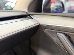 Tesla Model Y Rear-Wheel Drive - ფოტო 14
