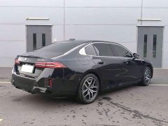BMW i5 eDrive 35L M Sport Package - ფოტო 4