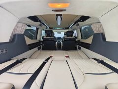 Mercedes-Benz Maisha Rui V-Class 2.0T Noble Gold - photo 8