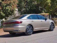 Volkswagen Passat 330TSI Starry Sky Elite - ფოტო 9