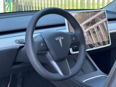 Tesla Model Y Rear-Wheel Drive - ფოტო 10