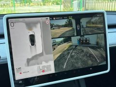 Tesla Model Y Rear-Wheel Drive - ფოტო 11