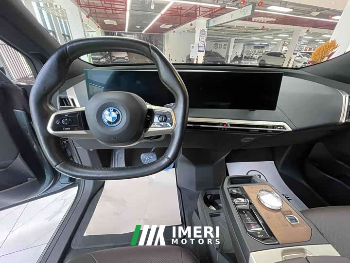 BMW iX 2022 xDrive40 - ავტომობილი ჩინეთიდან