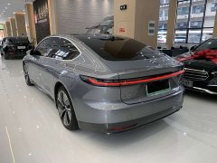 NIO ET7 75kWh Executive - ფოტო 13