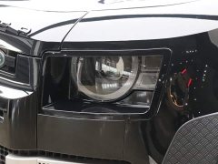 Land Rover Defender 110 P400 Dark Edition - ფოტო 10