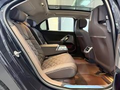 BMW 7 Series 735Li Luxury Package - ფოტო 11
