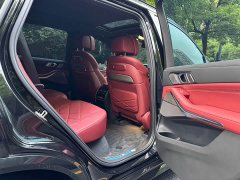 BMW X5 xDrive 40Li M Sport Midnight Edition Package - ფოტო 9