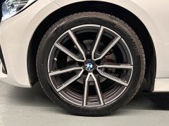 BMW 3 Series Facelift 325Li M Sport Package - ფოტო 20