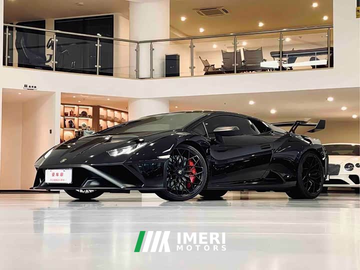 Lamborghini Huracán STO
