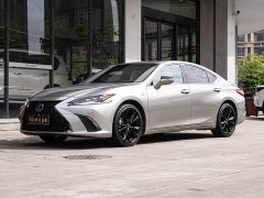 Lexus ES 300h F SPORT - ფოტო 1