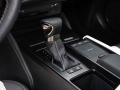 Lexus ES 300h F SPORT - ფოტო 14