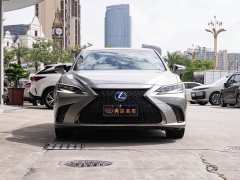 Lexus ES 300h F SPORT - ფოტო 2