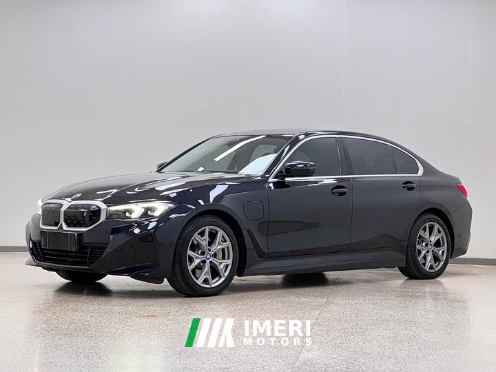 BMW i3 2022 eDrive 35 L - ავტომობილი ჩინეთიდან