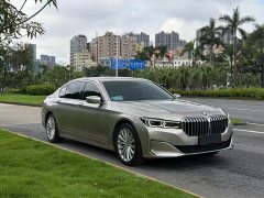BMW 7 Series 730Li Luxury Package - ფოტო 2