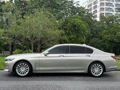 BMW 7 Series 730Li Luxury Package - ფოტო 3