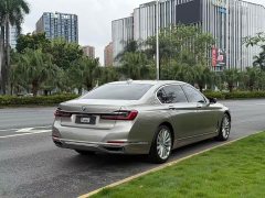 BMW 7 Series 730Li Luxury Package - ფოტო 9