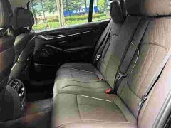 BMW 5 Series 530Li Luxury Edition Premium Package - ფოტო 9