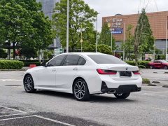 BMW 3 Series 320Li M Sport Package - ფოტო 6