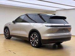 NIO ES8 100kWh Signature Edition - ფოტო 16