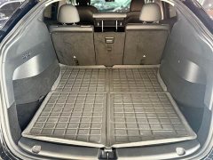 Tesla Model Y Rear-Wheel Drive - ფოტო 14