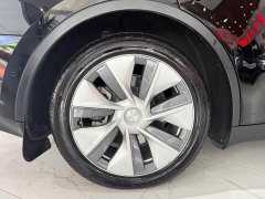 Tesla Model Y Rear-Wheel Drive - ფოტო 15