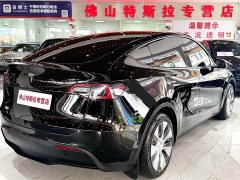 Tesla Model Y Rear-Wheel Drive - ფოტო 4