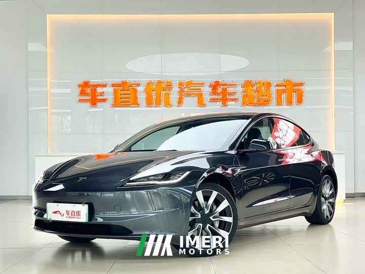 Tesla Model 3 Rear-Wheel Drive