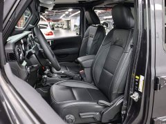 Jeep Gladiator 3.6L Overland - photo 9