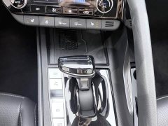 Hyundai Elantra 2023 1.5L CVT Luxury - ფოტო 10